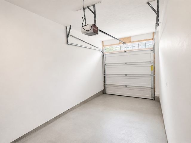 360-A Charles St 1, Malden, MA 02148
