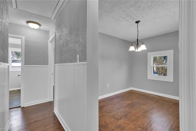 1004 E Russell CT, Newport News, VA 23605