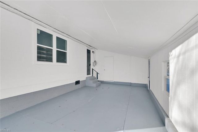 1004 E Russell CT, Newport News, VA 23605