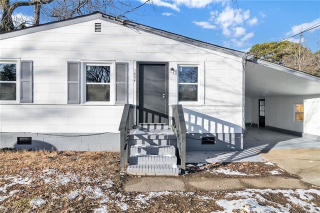 1004 E Russell CT, Newport News, VA 23605