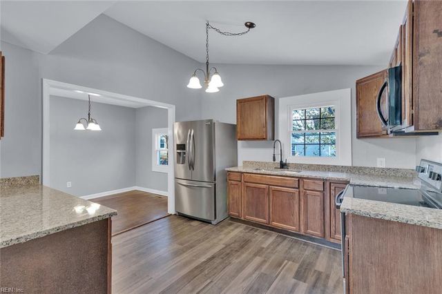 1004 E Russell CT, Newport News, VA 23605