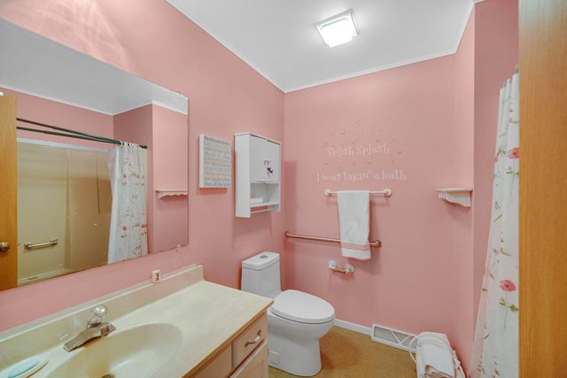 934 Jordan Circle, Schererville, IN 46375