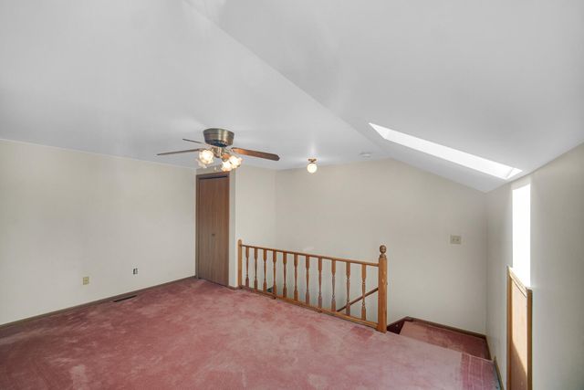 934 Jordan Circle, Schererville, IN 46375