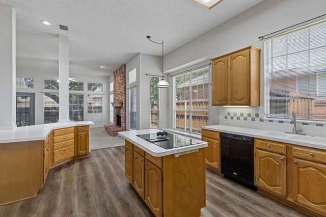 5613 Charleston Drive, Frisco, TX 75035