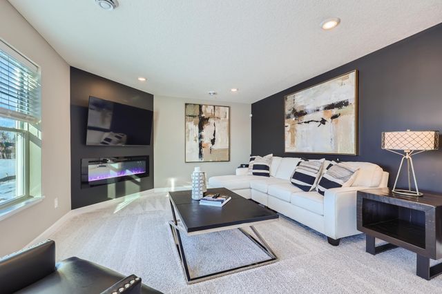 21653 Lilac Drive, Farmington, MN 55024