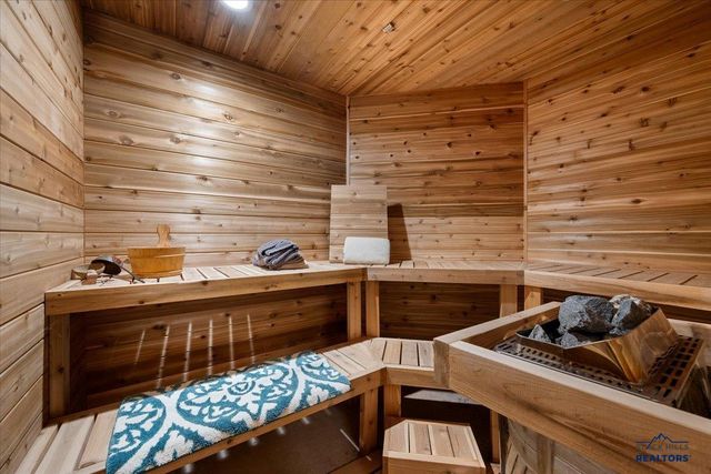 323 PINE CONE AVE, Spearfish, SD 57783