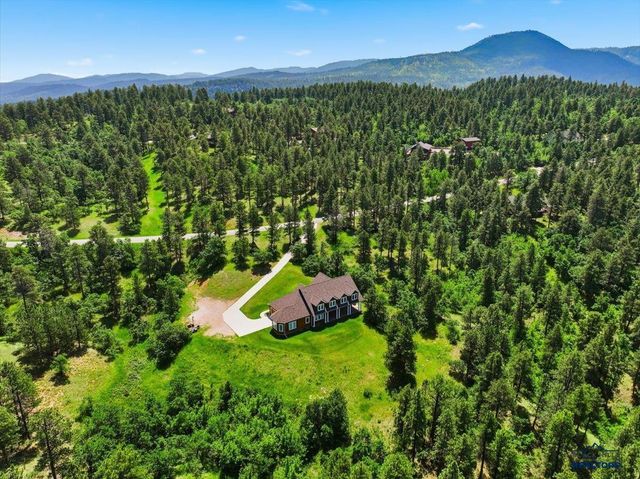 323 PINE CONE AVE, Spearfish, SD 57783