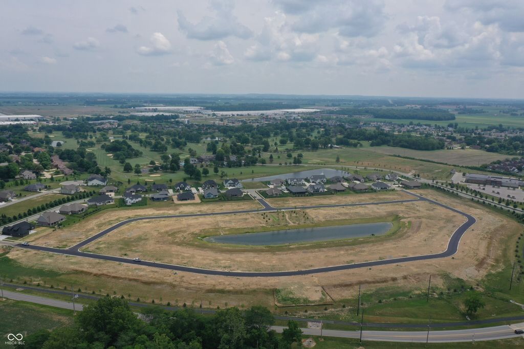 1654 Mill Pond Lane, Franklin, IN 46131