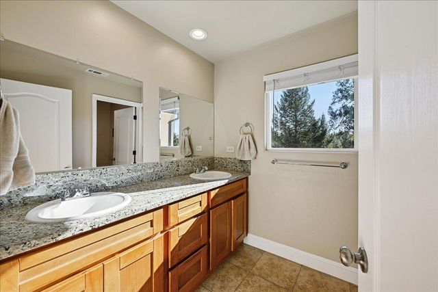 21895 One Fine Pl, Colfax, CA 95713