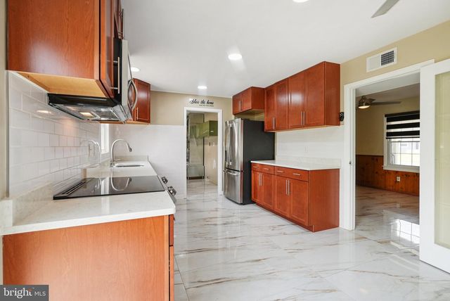 22 BALLAD LN, Willingboro, NJ 08046