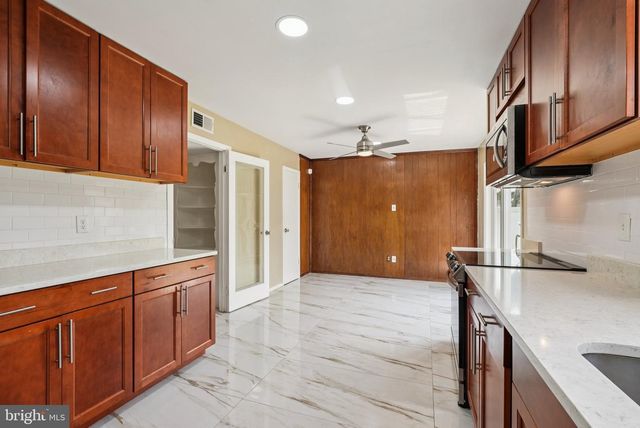 22 BALLAD LN, Willingboro, NJ 08046