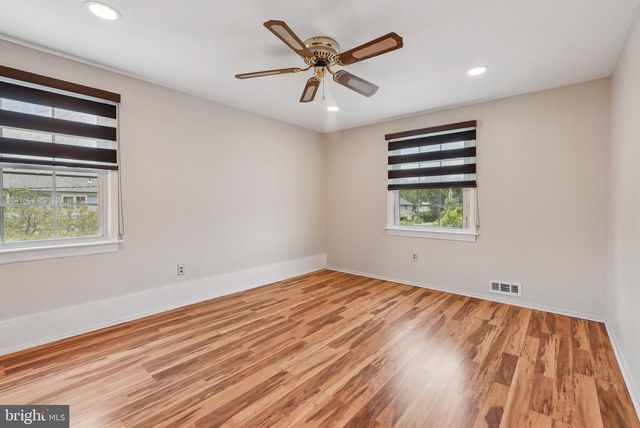 22 BALLAD LN, Willingboro, NJ 08046