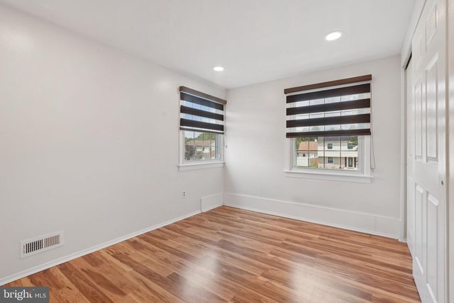 22 BALLAD LN, Willingboro, NJ 08046