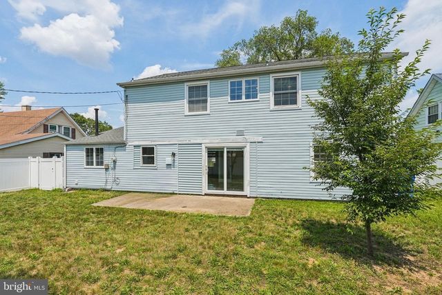 22 BALLAD LN, Willingboro, NJ 08046