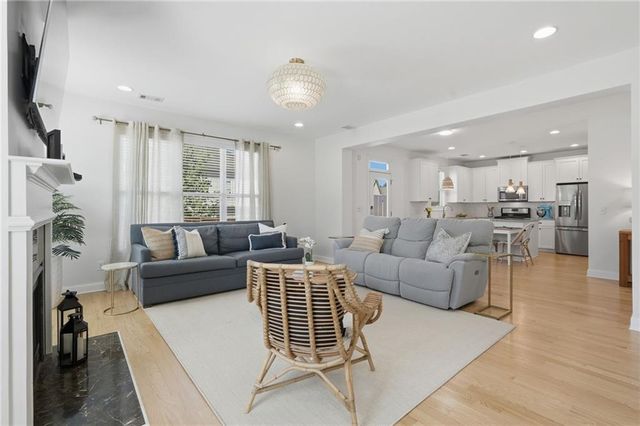 1504 Bungalow Lane NW, Atlanta, GA 30318