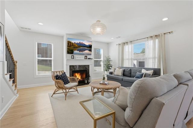 1504 Bungalow Lane NW, Atlanta, GA 30318