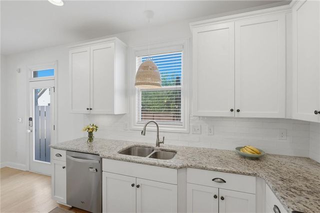 1504 Bungalow Lane NW, Atlanta, GA 30318
