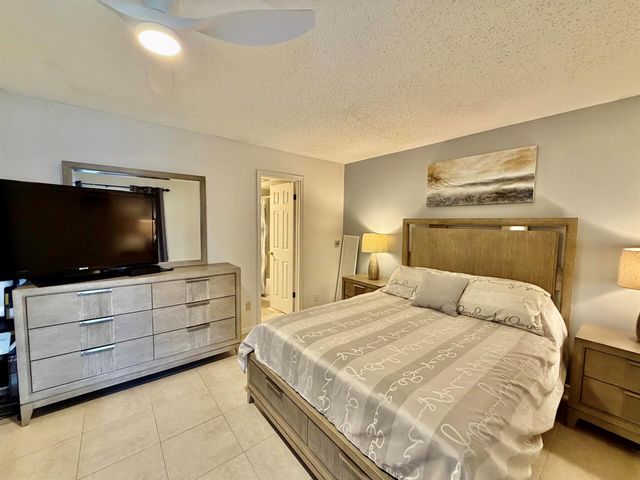 335 Durham Circle J, Deerfield Beach, FL 33442