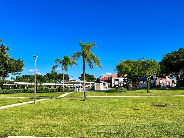 335 Durham Circle J, Deerfield Beach, FL 33442