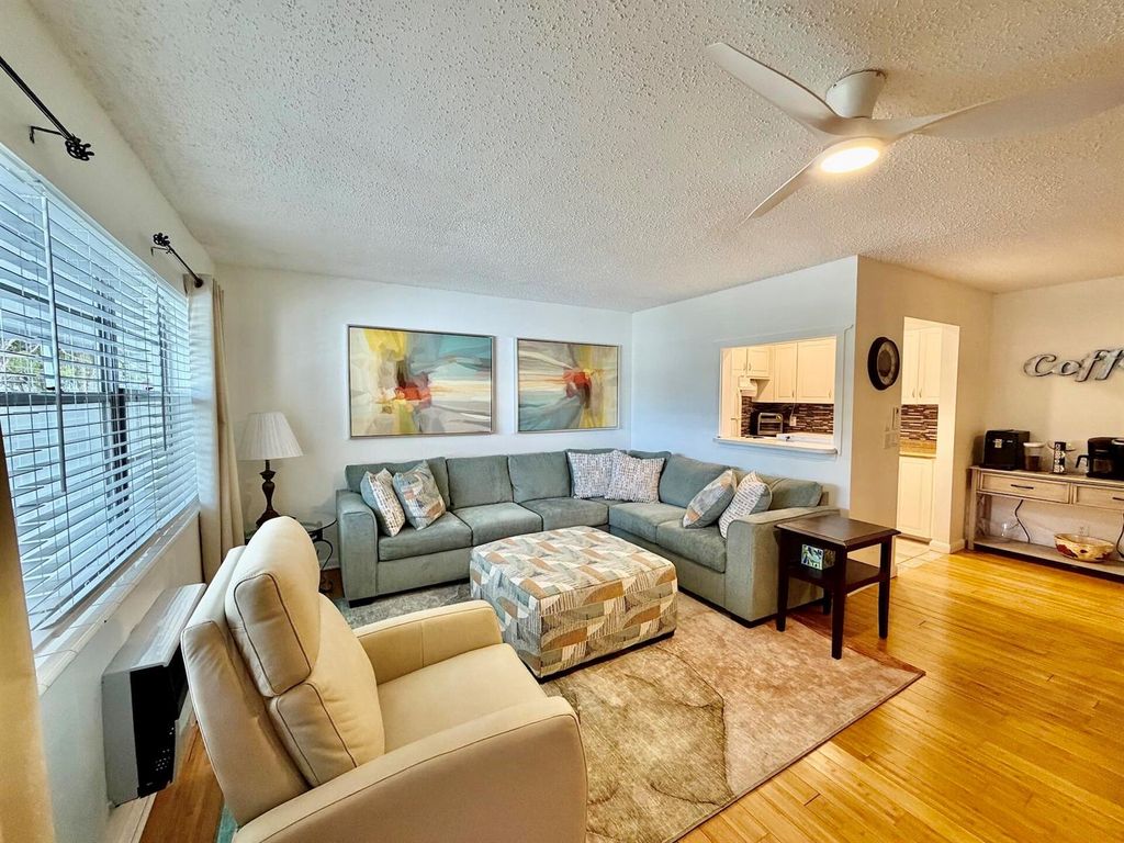 335 Durham Circle J, Deerfield Beach, FL 33442