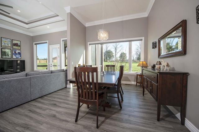 58 Russel Ridge Road, Nixa, MO 65714