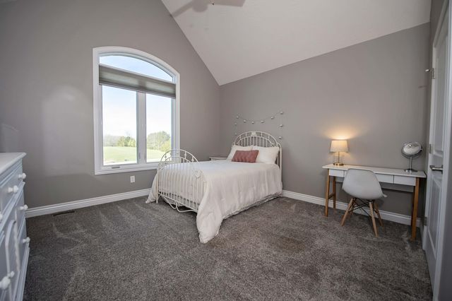 58 Russel Ridge Road, Nixa, MO 65714