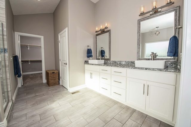 58 Russel Ridge Road, Nixa, MO 65714