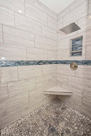 58 Russel Ridge Road, Nixa, MO 65714