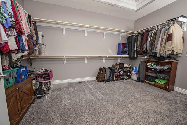 58 Russel Ridge Road, Nixa, MO 65714