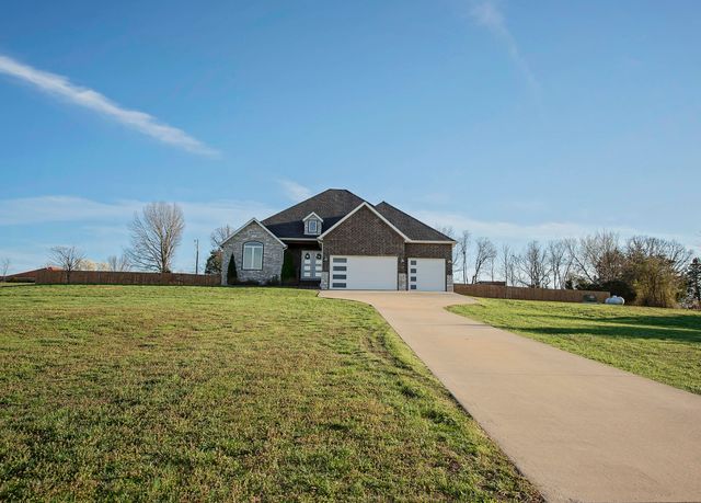 58 Russel Ridge Road, Nixa, MO 65714