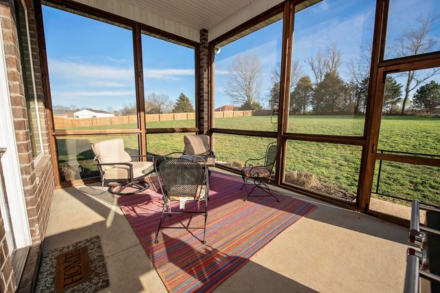 58 Russel Ridge Road, Nixa, MO 65714