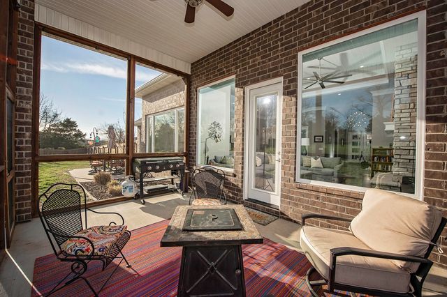 58 Russel Ridge Road, Nixa, MO 65714