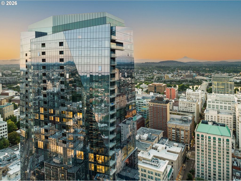 550 Sw 10TH Ave 3004, Portland, OR 97205