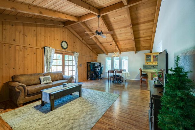 34035 Natoma Road, Auberry, CA 93602
