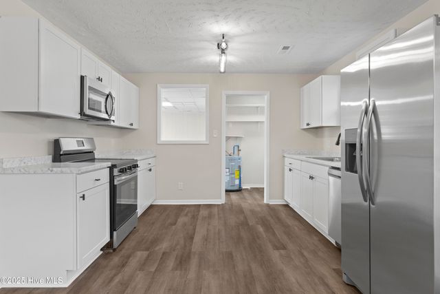 100 Tower Drive, Jacksonville, NC 28546