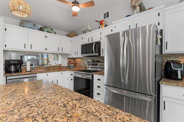 6393 DRUCKER CIRCLE, Port Charlotte, FL 33981