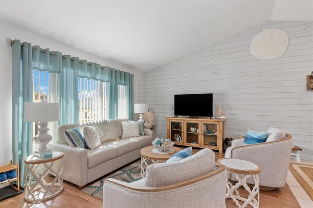 6393 DRUCKER CIRCLE, Port Charlotte, FL 33981