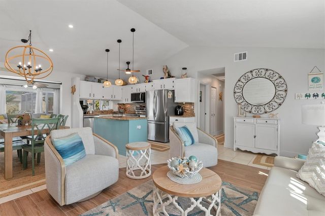 6393 DRUCKER CIRCLE, Port Charlotte, FL 33981