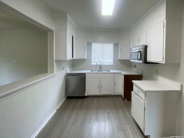 158 WEIZMANN ST, San Antonio, TX 78212