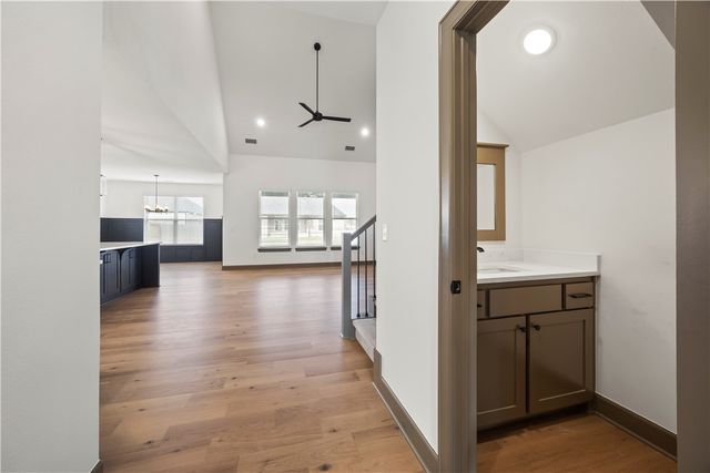 1241 Mammoth Street, Bentonville, AR 72713