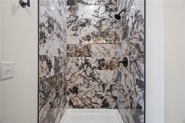 1241 Mammoth Street, Bentonville, AR 72713