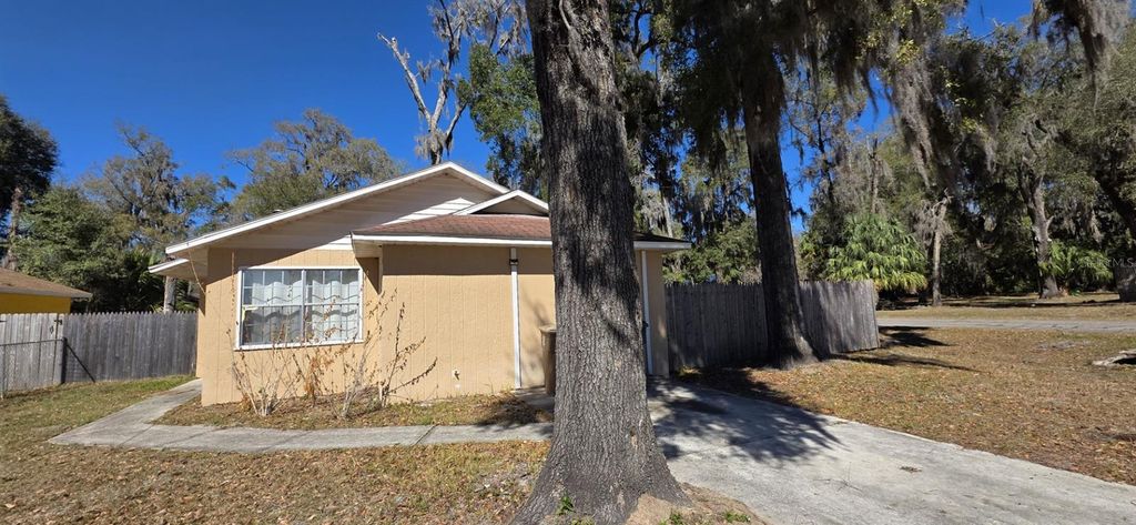 721 NE 26TH STREET, Ocala, FL 34470