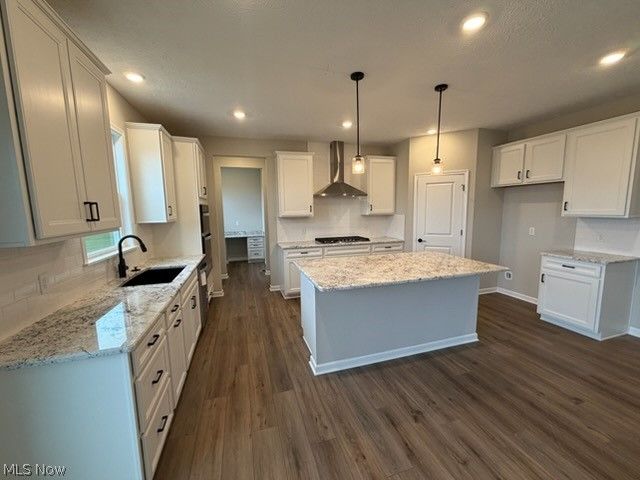 6379 Cooper Hawk Drive, Medina, OH 44256