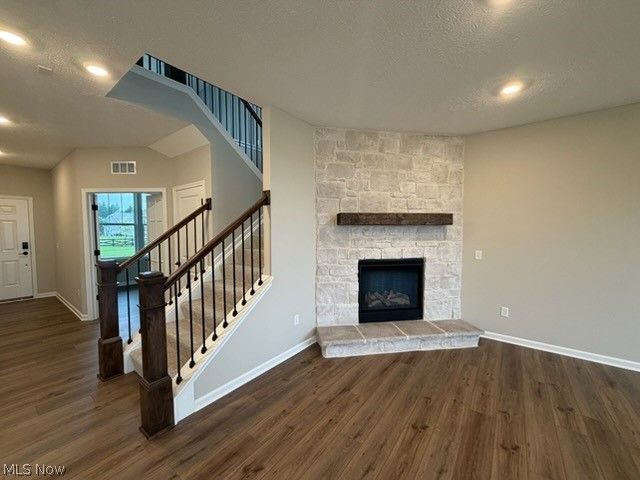 6379 Cooper Hawk Drive, Medina, OH 44256