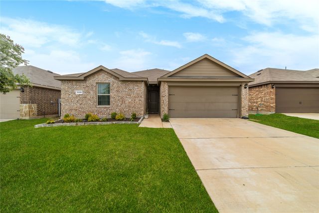1418 Mckavett Road, Forney, TX 75126
