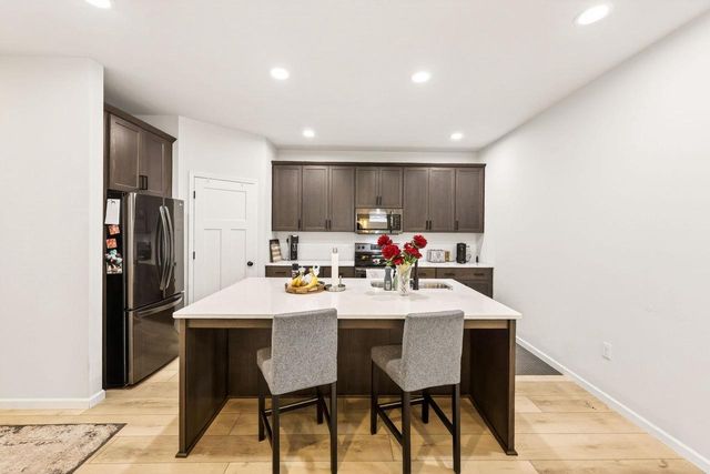 1120 Quinn Drive, Waunakee, WI 53597