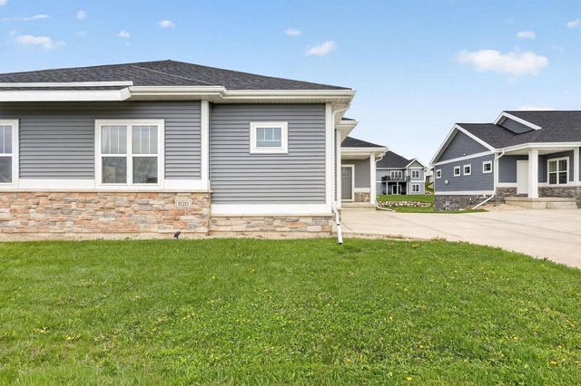 1120 Quinn Drive, Waunakee, WI 53597