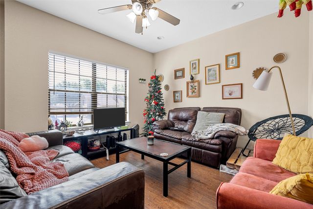 2410 S 2nd Street 1276, Waco, TX 76706