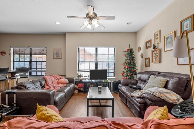 2410 S 2nd Street 1276, Waco, TX 76706