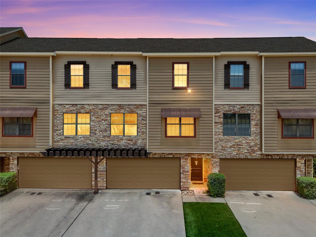 2410 S 2nd Street 1276, Waco, TX 76706